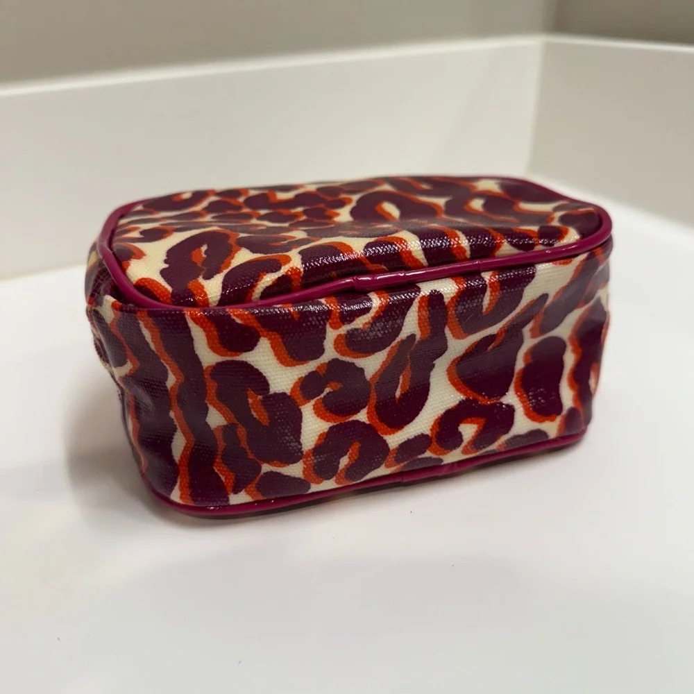 Tory Burch Animal Print Floral Cosmetic‎ Case Fuscia Orange Tory Logo Gold Zip